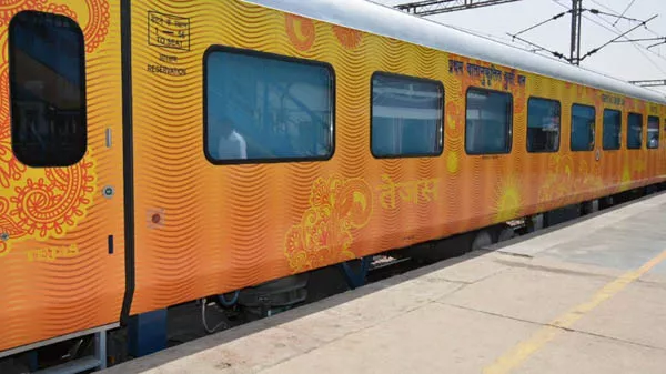 IRCTC To Flag Off Its Second Tejas Train - Sakshi