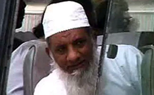 1993 Mumbai Blasts Convict Jalees Ansari Arrested From Kanpur - Sakshi