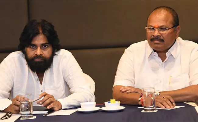 Left Parties Fire on Pawan Kalyan - Sakshi