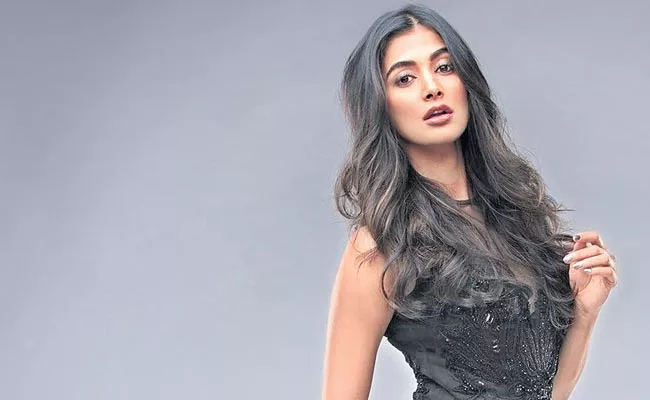 Pooja Hegde Is Happy With The Success Of The Film - Sakshi