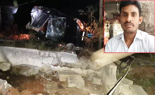 Youngman Died in Road Accident karimnagar - Sakshi