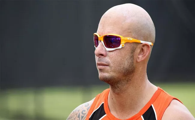 Herschelle Gibbs Comments About Test Ban By ICC In 2007 - Sakshi