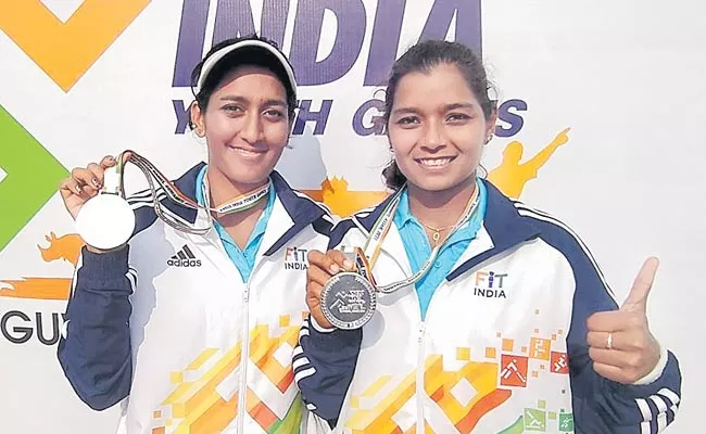 indian Womens Satwika And Sravya Got A Silver Medal - Sakshi