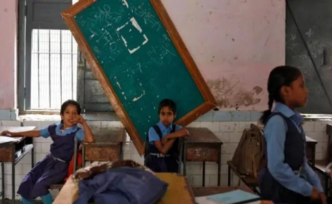 Class 8 Dropout Caught Teaching At Govt School In Madhya pradesh - Sakshi