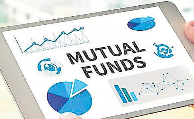 Mutual Funds Demands To Cancel LTCG - Sakshi