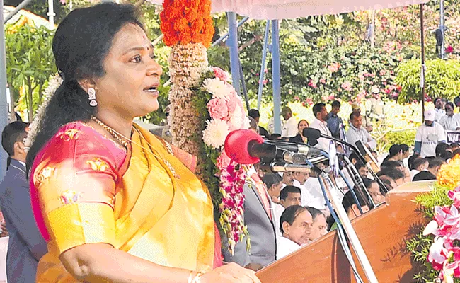 People Should Work For Urban Development Says Governor Tamilisai - Sakshi