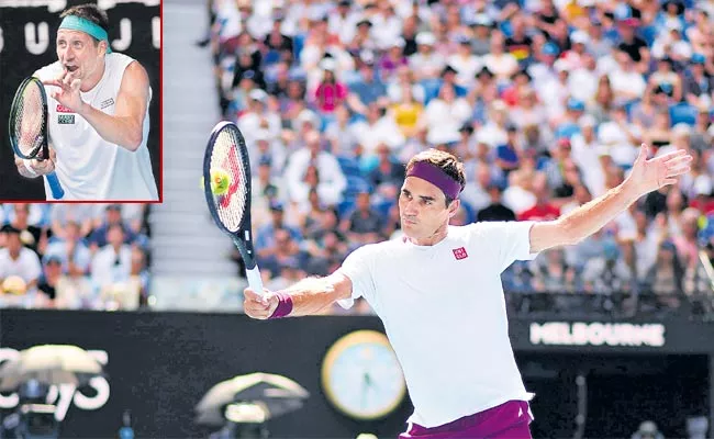 15th Australian Open: Roger Federer Advances to Semi Final - Sakshi