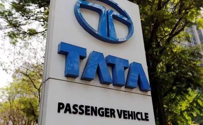 Tata Motors Q3 net profit atRs1756 crore - Sakshi