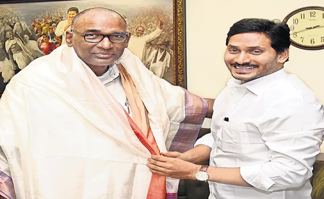 Justice Jasti Chelameswar Meets AP CM YS Jagan Mohan Reddy - Sakshi