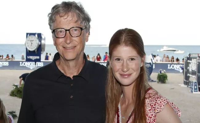 Bill Gates Daughter Jennifer Announces Her Engagement - Sakshi