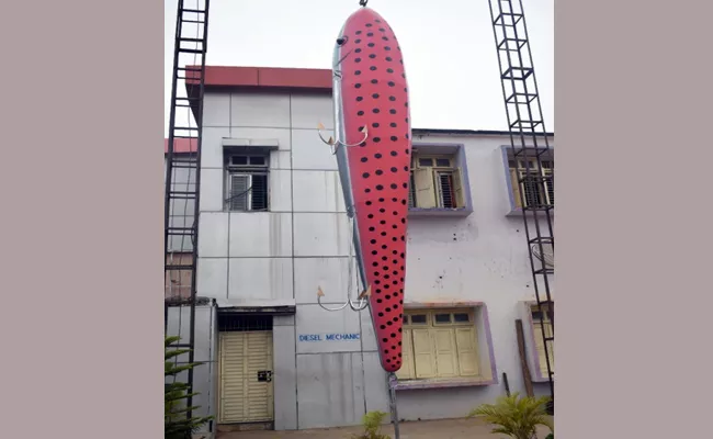 Barampuram ITI Students Made 22 Feet Whale With Junk - Sakshi