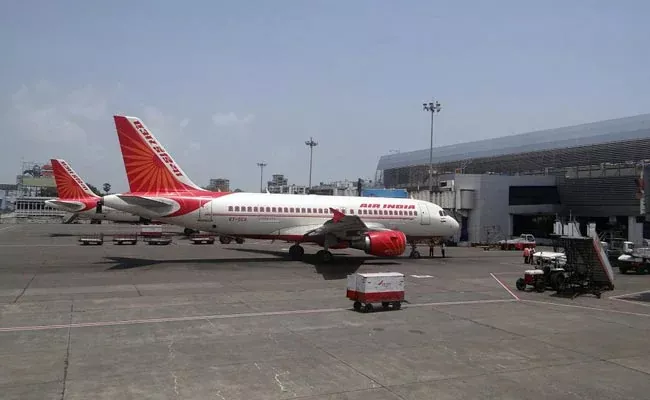 Air India And IndiGo To Avoid Iran Airspace Says Indian Airlines - Sakshi