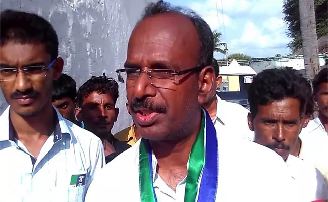 TDP Man Posting Vulgar Comments On YSRCP MLA In Anantapur - Sakshi