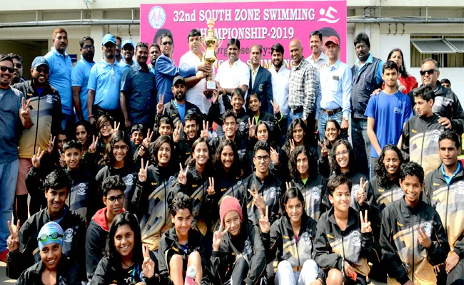 Karnataka Team Won South Zone Junior Aquatics Championship - Sakshi