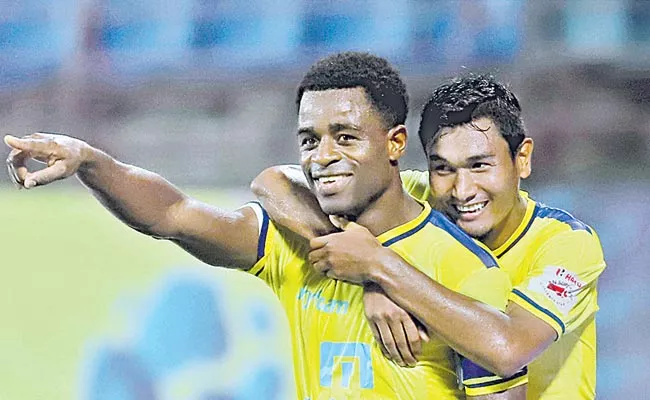 Kerala Blasters Beat Hyderabad - Sakshi