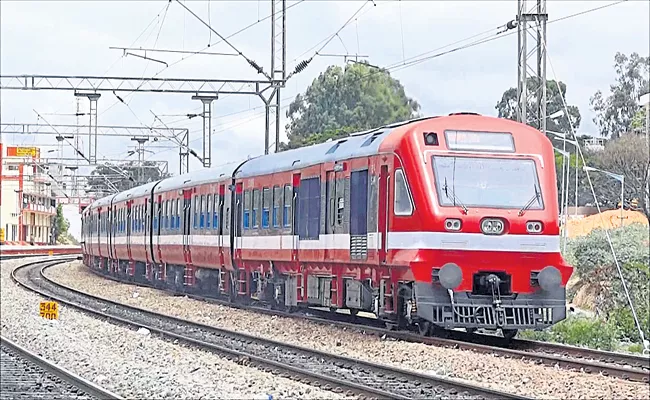 Private trains will soon be available in both Telugu states - Sakshi