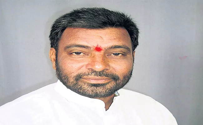 Batti Jagapathi Will Join In TRS Party For Municipal Elections - Sakshi