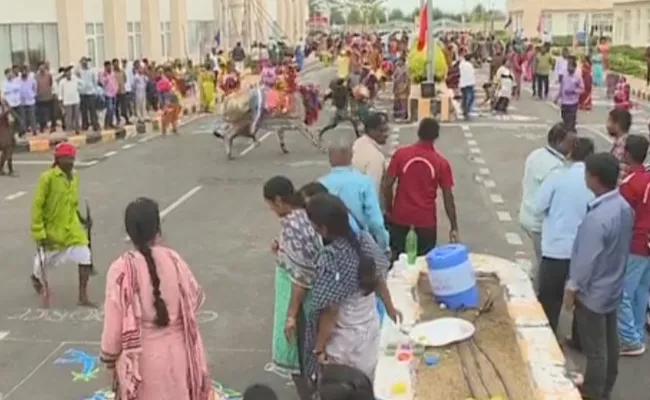 AP Secretariat Employees Celebrates Sankranti - Sakshi