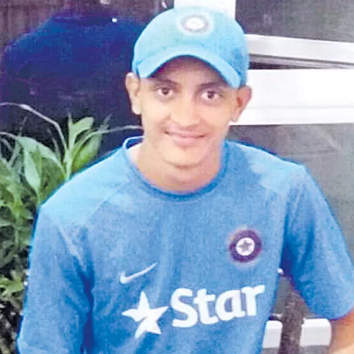 Swapnil's Triple Ton helps Maharashtra Get Drawn Against Hyderabad - Sakshi