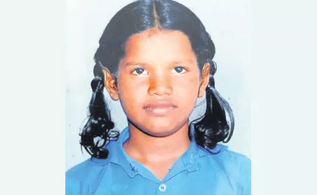 Girl Died Accidental Strangulation With Hammock In Guntur - Sakshi