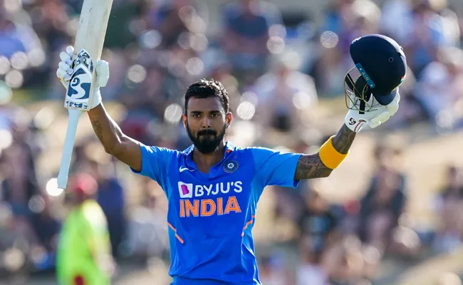 India Vs New Zealand 3rd ODI Lokesh Rahul Clinch Century And Records - Sakshi