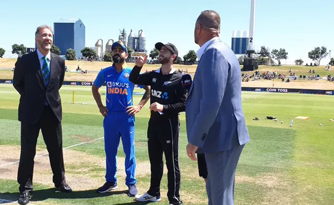 india-newzealand 3rd One Day Match At Mount Maunganui - Sakshi