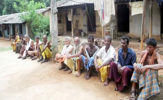 Tribals Suffering in Odisha And Srikakulam Water And Road Shortage - Sakshi