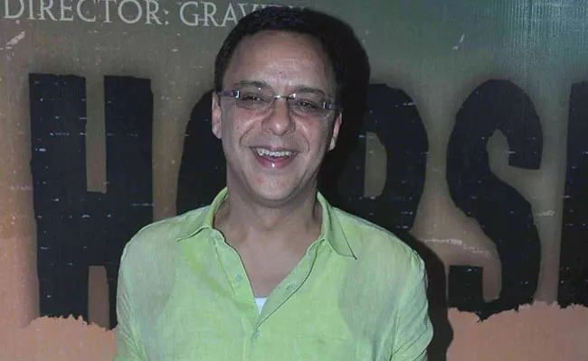 Vidhu Vinod Chopra Said Dont Be Donkeys To Those Criticising Shikara  - Sakshi