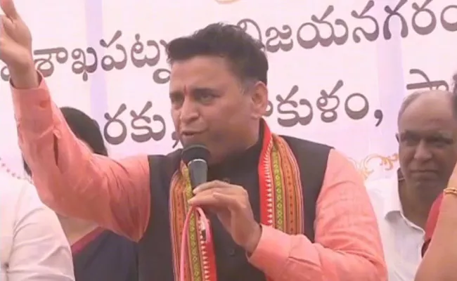 BJP Leader Sunil Deodhar Critics Chandrababu And TDP Co - Sakshi