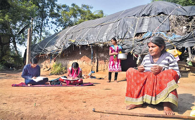 Gangavva Poor Life Story in Nizamabad - Sakshi