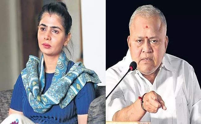 Words War Between Radha Ravi And Chinmayi Sripada - Sakshi