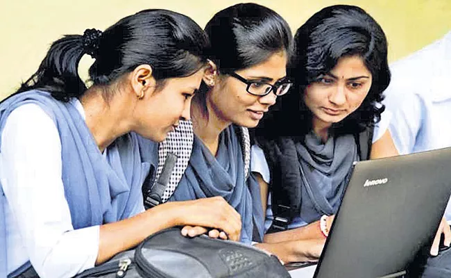 Andhra girls top in literacy - Sakshi