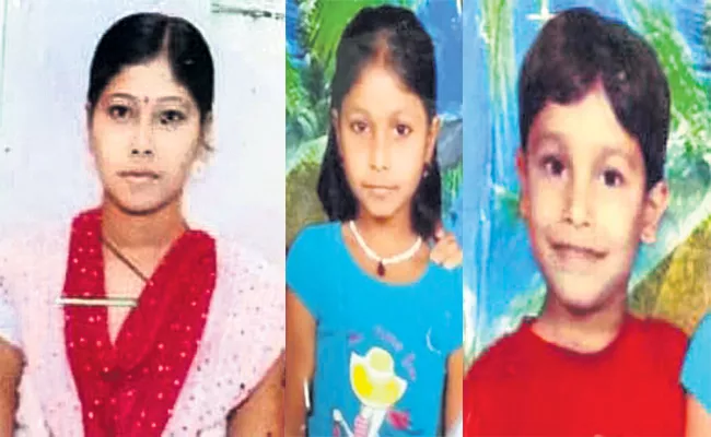 Mother And Two Children Missing in Hyderabad - Sakshi