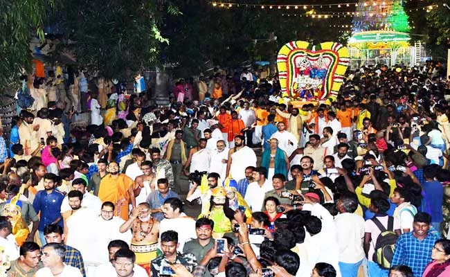 Maha Shivarathri Utsavalu In Srisailam Mallikarjuna Temple - Sakshi