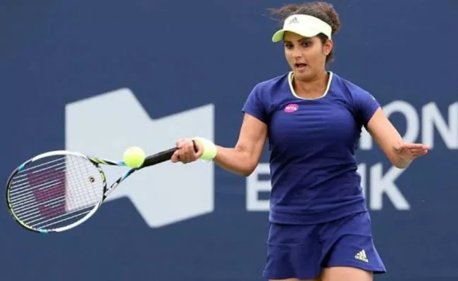 Sania Mirza Defeat In Dubai Open Tennis Tournament - Sakshi