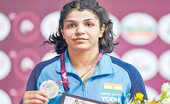 India Got Medals In Asian Senior Wrestling Championship - Sakshi