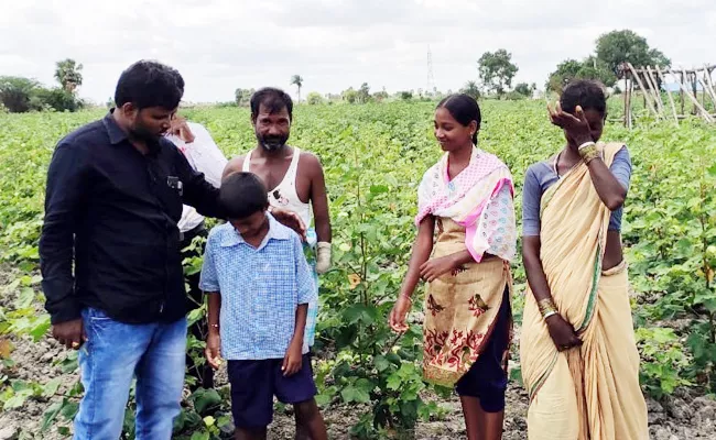 Education Department Survey on Child Labour in mahabubnagar - Sakshi