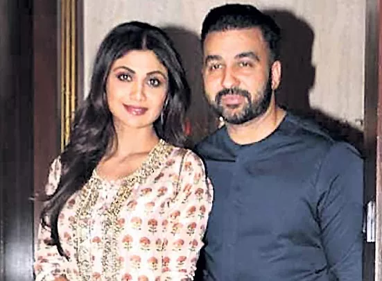 Shilpa Shetty Kundra, Raj Kundra welcome baby girl - Sakshi