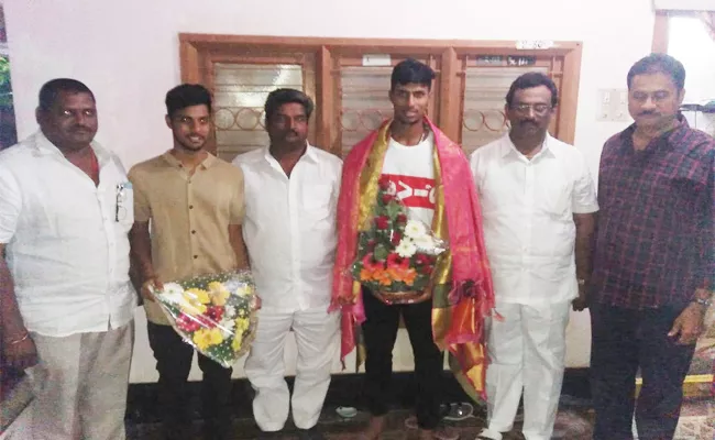 Under 19 Indian Cricket Team Tilak Varma Visit West Godavari - Sakshi