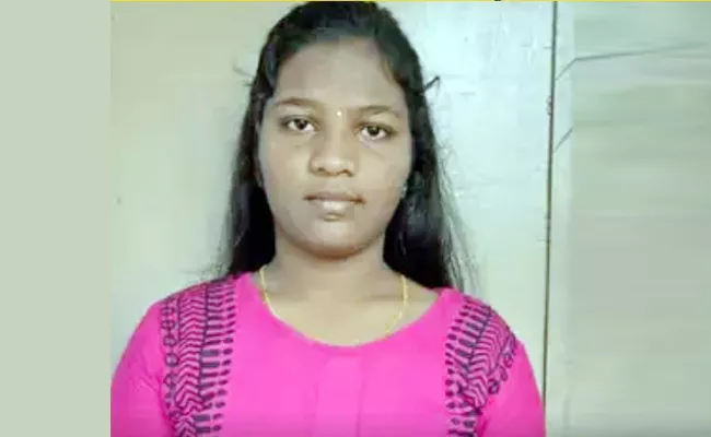 Tamil Nadu Student Abhinaya Select to NASA Visit - Sakshi