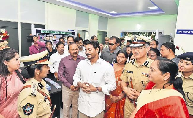 CM YS Jagan Mohan Reddy Comments at inauguration of Disha Police Station - Sakshi