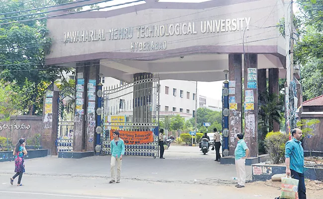 JNTU Declares That Every Engineering College Should Agreement With 5 Industries - Sakshi