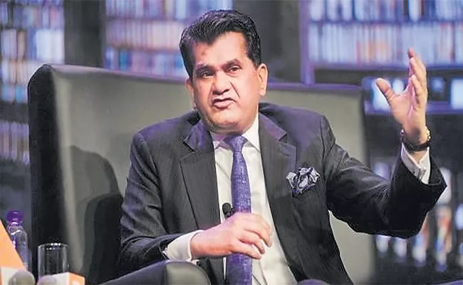 Critical Personal data Kept Within country Said Amitabh kant - Sakshi