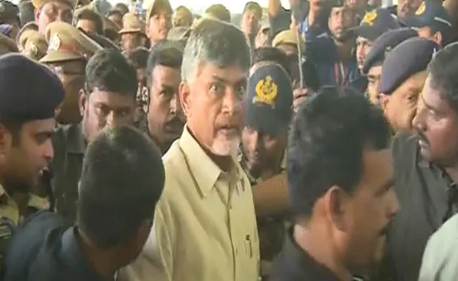 Chandrababu Naidu Warning To AP Police Over Vizag Protest - Sakshi