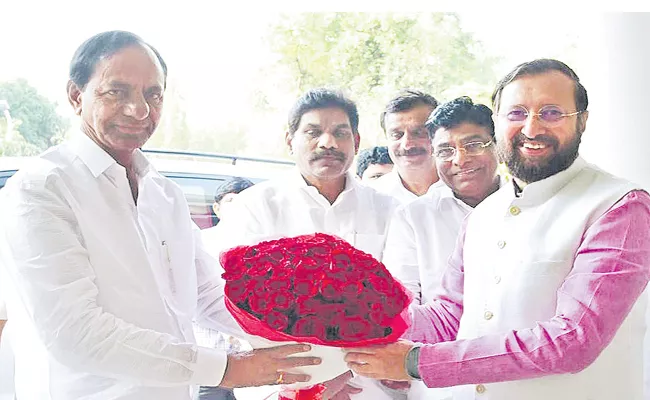 KCR Met Minister Prakash Javadekar In New Delhi - Sakshi