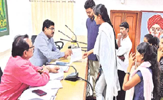 Tribal Students Requested To ITDA Officers To Accommodate Facilities - Sakshi