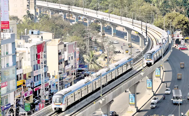 HMR Is The Biggest Metro After Delhi - Sakshi