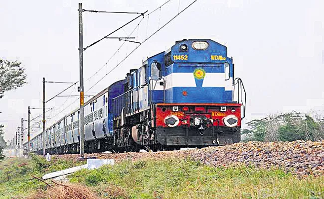 4666 crore for railway projects in the state - Sakshi