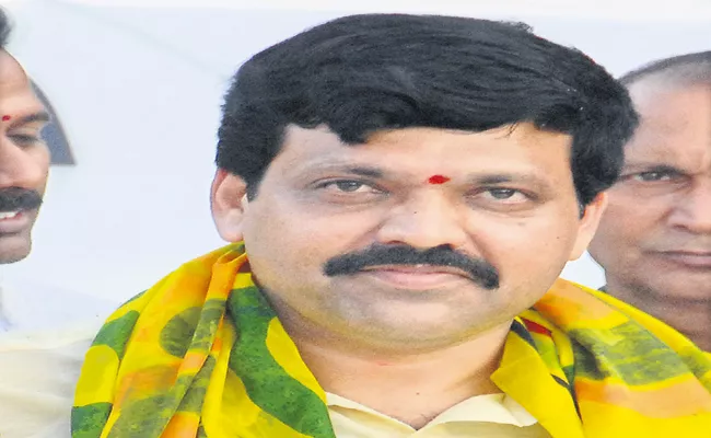 Huge TDP irregularities in insider trading - Sakshi