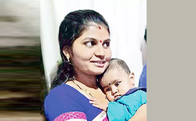 Mother And Son Missing in Hyderabad - Sakshi